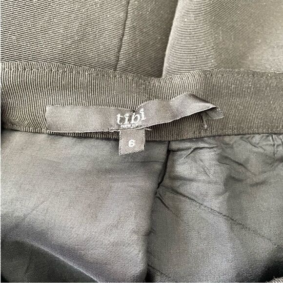 Tibi Katia Faille Pleated A-Line Black Skirt sz 6 $495 - Picture 7 of 7